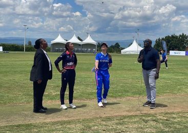 इटालीविरुद्धको खेलमा नेपालले टस जितेर ब्याटिङ गर्दै