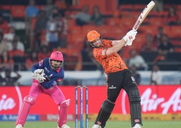 आईपीएल – हैदराबाद ५७ रनले विजयी